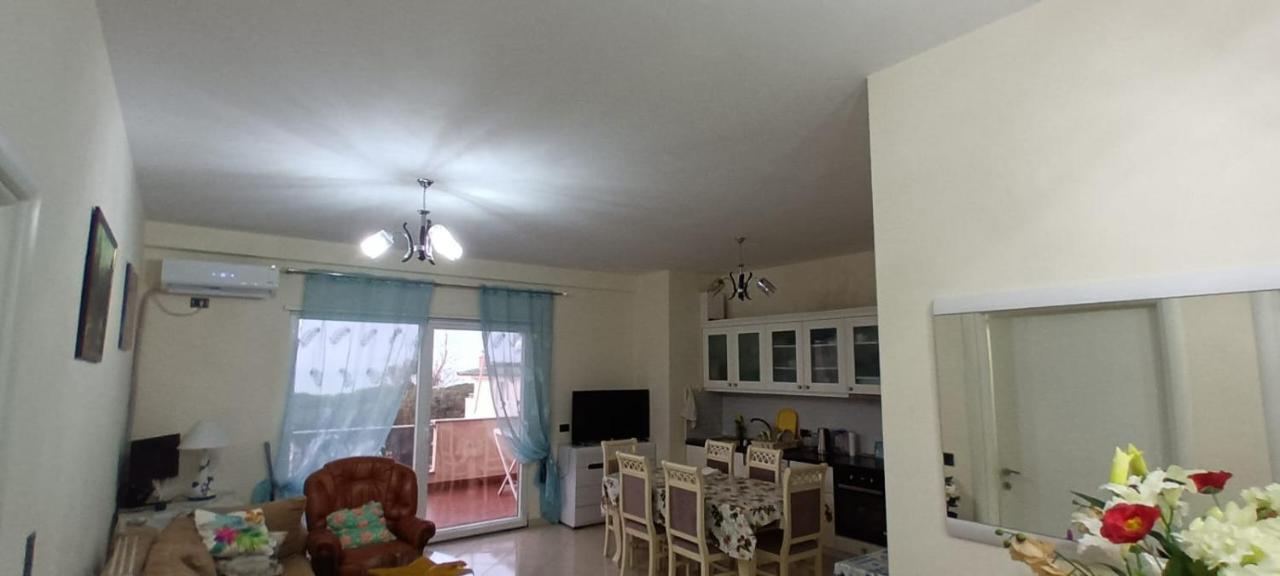 Seaview Haven - Golem, Albania Apartment โกเลม ภายนอก รูปภาพ